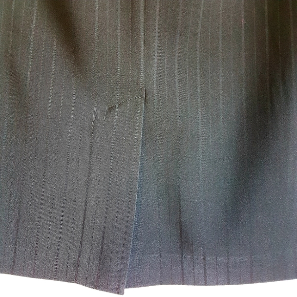 Vintage Subtle Pinstripe Skirt - Picture 6 of 9